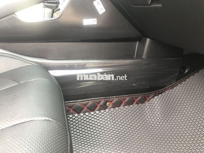 Hyundai Elantra 2025 1.6 AT Đặc biệt - 2000 km