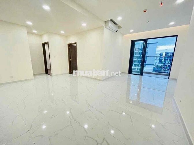 Cho thuê 2Pn, 87m2 mới Celadon City- Block Centery