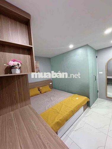 Hiếm! Nhà tập thể tầng 1 KD, 2 ngủ, ô tô đỗ cổng FULL nội thất, 55m2