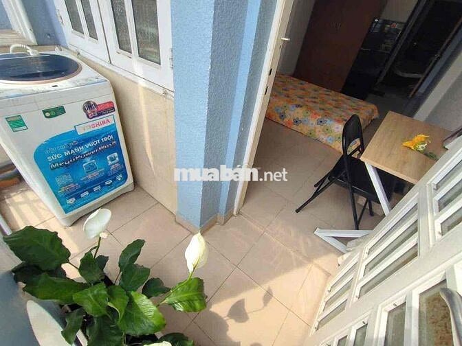 Phòng Studio Ban công, Máy giặt riêng, gần ngã 4 Phú Nhuận