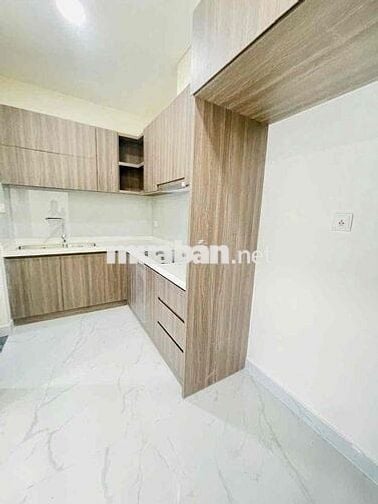 Cho thuê 2Pn, 87m2 mới Celadon City- Block Centery