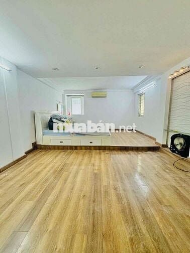 SIÊU PHẨM NHÀ MỚI - Thích Quảng Đức,Q.pn - Ngang 5m 5 tầng 5 phòng