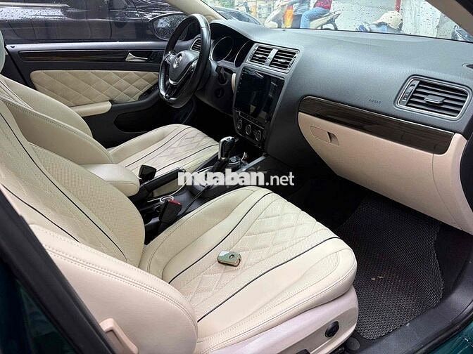 Volkswagen Jetta 1.4 TSI Turbo