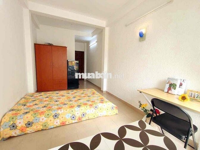 Phòng Studio Ban công, Máy giặt riêng, gần ngã 4 Phú Nhuận