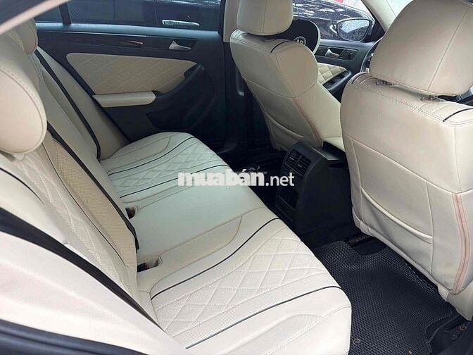 Volkswagen Jetta 1.4 TSI Turbo