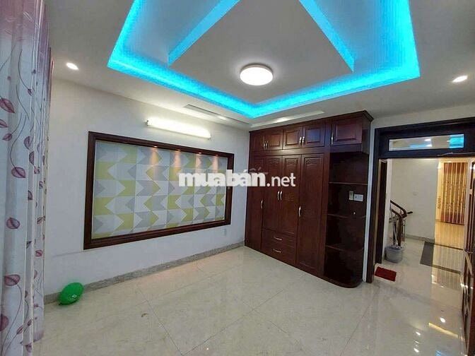 Cho thuê biết thự giá rẻ 12 x 20 có 7pn 7wc sân thượng