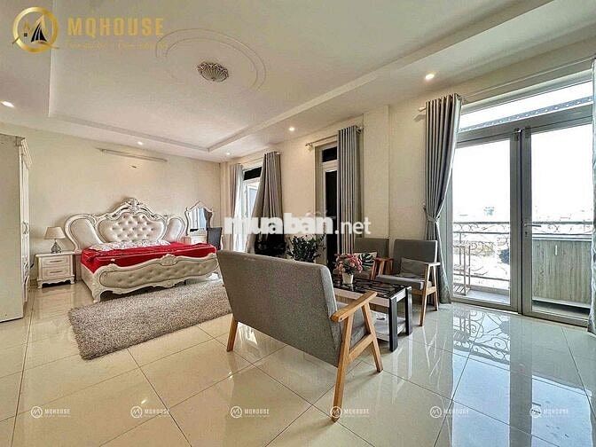 TRỐNG LẠI PHÒNG BAN CÔNG - FULL NỘI THẤT - 40M2