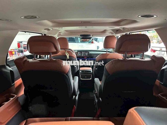 Kia Carnival 2024 Mẫu Mới Signature  - 8000 km