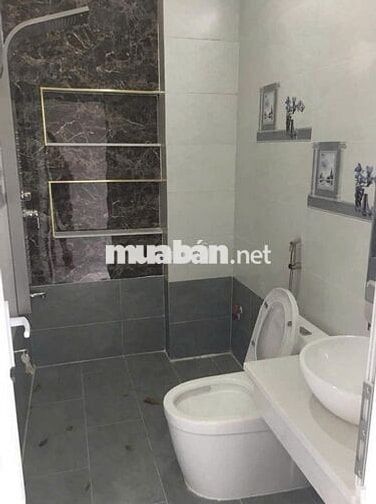 Cần cho thuê nhà MT 49A Trần Kế Xương P.7 Q.Phú Nhuận