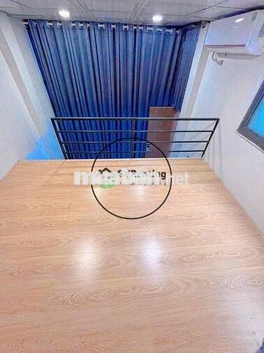DUPLEX GÁC CAO CỬA SỔ THOÁNG BAN CÔNG SẴN MÁY LẠNH