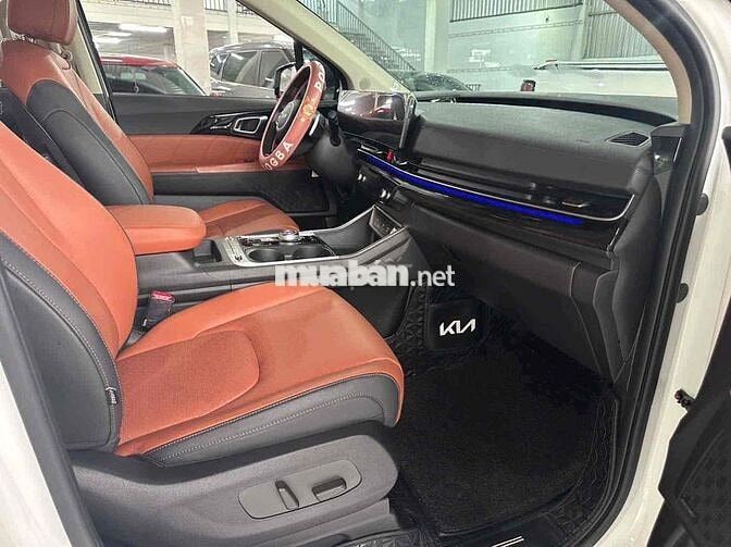 Kia Carnival 2024 Mẫu Mới Signature  - 8000 km