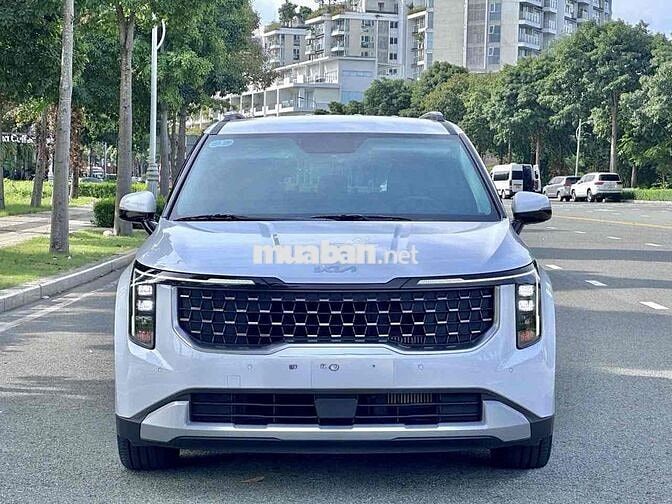 Kia Carnival 2024 Mẫu Mới Signature  - 8000 km