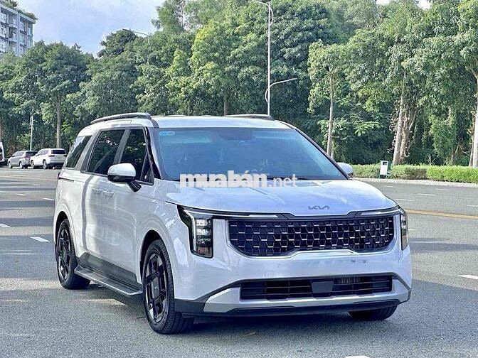 Kia Carnival 2024 Mẫu Mới Signature  - 8000 km