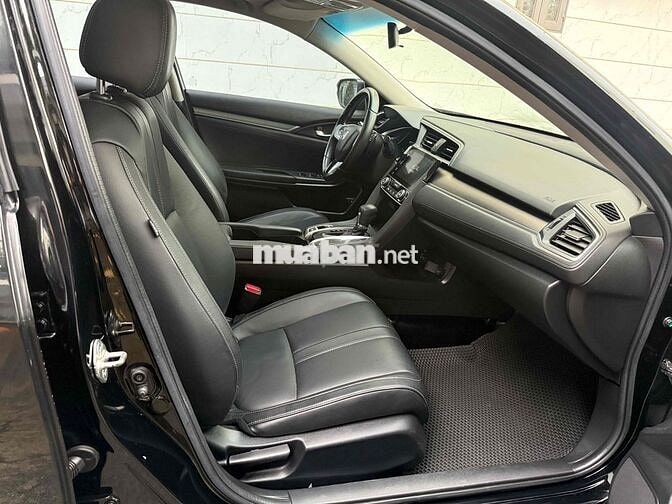 Honda Civic 2017 1.5 L - 32000 km