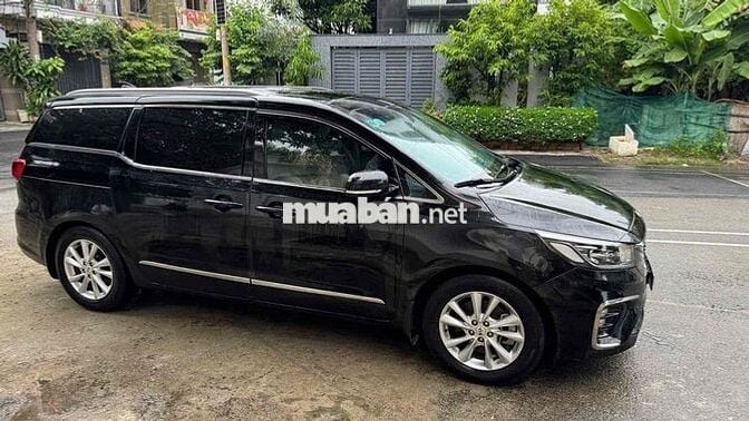 Kia Sedona 2019 Luxury D - 134000 km