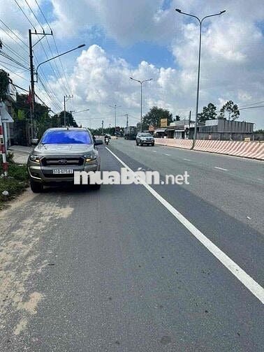 💥 Quá rẻ giá chỉ 3 tỷ 2 xx có lô Đất mặt tiền DT744 ngang 10m - Thanh