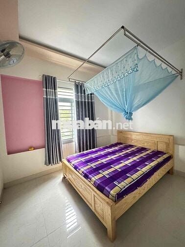 biệt thự y ngông nối dài cho thuê