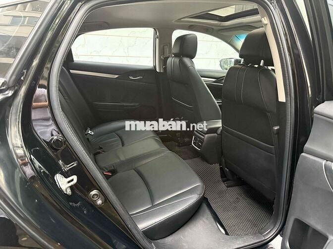 Honda Civic 2017 1.5 L - 32000 km