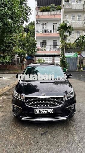 Kia Sedona 2019 Luxury D - 134000 km