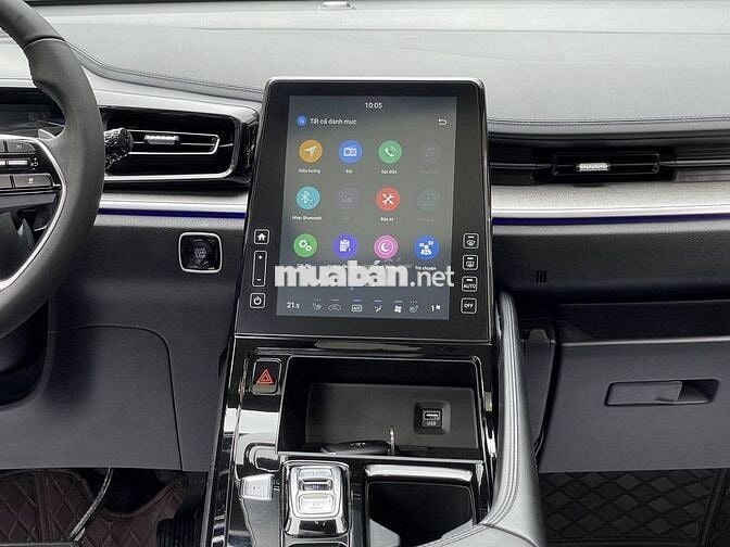 Hyundai Custin Cao Cấp 2.0T 2023 Cực Đẹp Như Mới