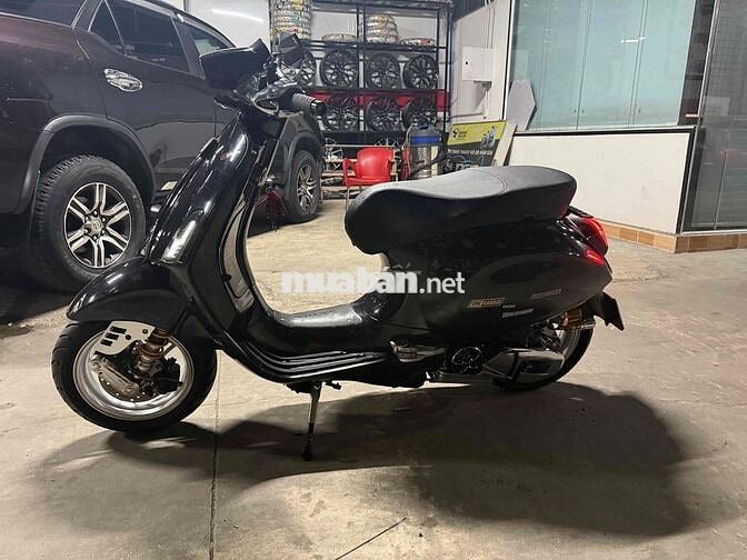 vespa Sprint 2020 đen chính chủ
