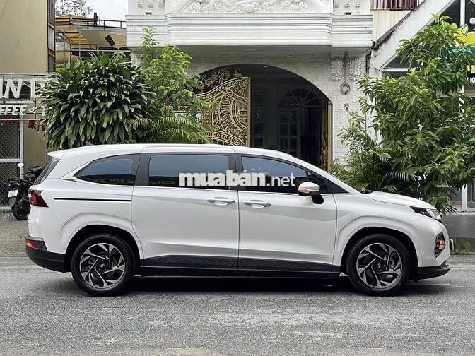 Hyundai Custin Cao Cấp 2.0T 2023 Cực Đẹp Như Mới