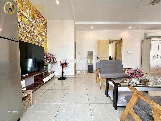 TRỐNG LẠI PHÒNG BAN CÔNG - FULL NỘI THẤT - 40M2