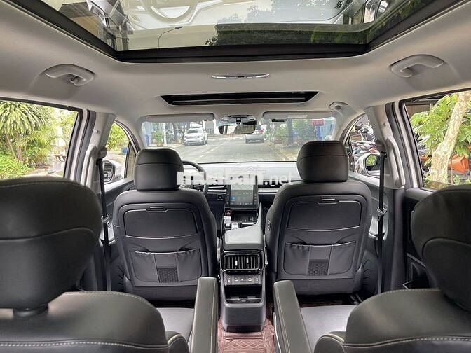 Hyundai Custin Cao Cấp 2.0T 2023 Cực Đẹp Như Mới