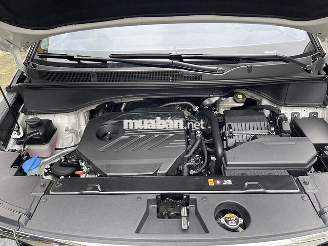 Hyundai Custin Cao Cấp 2.0T 2023 Cực Đẹp Như Mới