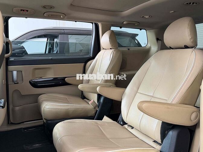 Kia Sedona 2018 bản Full máy dầu