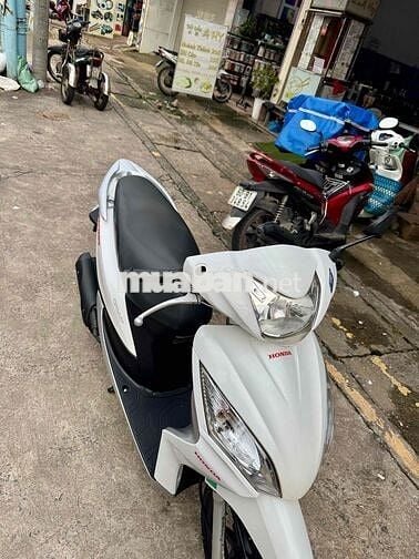 🟢🟢 Vision trắng đen đký 2012 xe đẹp có trả gõp