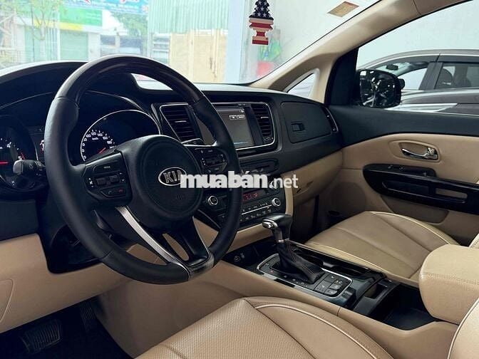 Kia Sedona 2018 bản Full máy dầu