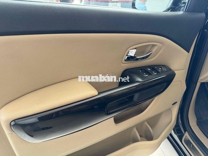 Kia Sedona 2018 bản Full máy dầu