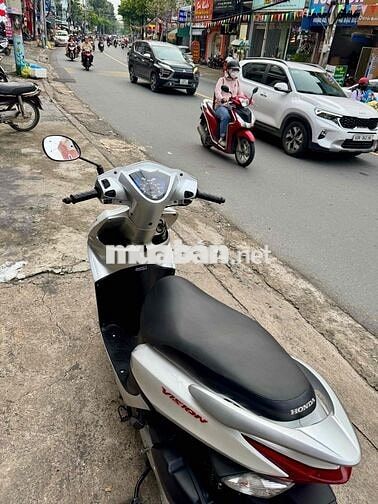 🟢🟢 Vision trắng đen đký 2012 xe đẹp có trả gõp