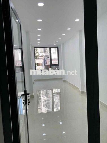 NGUYÊN CĂN QUẬN 1 - CÓ VỈA HÈ - KD TỰ DO