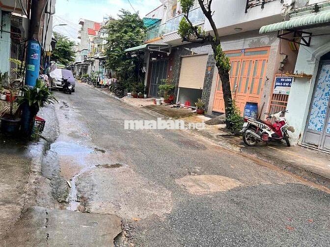 nhà cấp 4 .Lô góc  3 mặt tiền An Bình Dĩ An , 53.4m2 . 3.3 tỷ