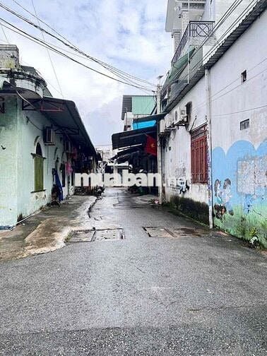 nhà cấp 4 .Lô góc  3 mặt tiền An Bình Dĩ An , 53.4m2 . 3.3 tỷ