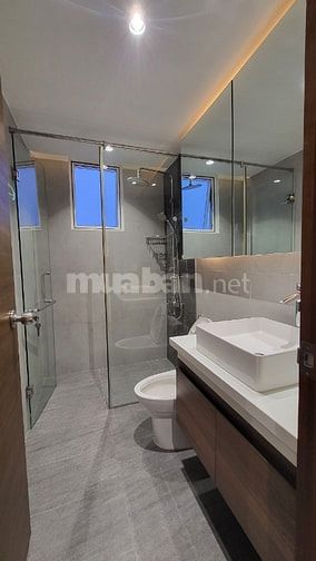 bán căn góc view sông Sunrise có 2 ban công nội thất cao cấp