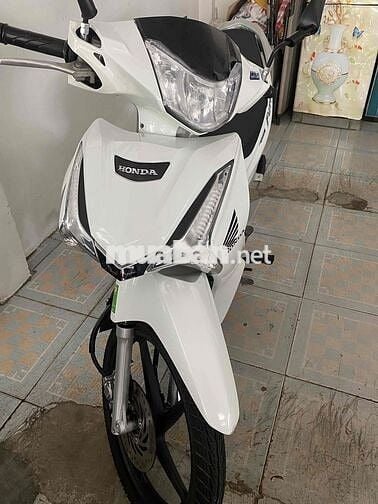 xe Future led 2024 odo 5 ngàn km bstp chính chủ