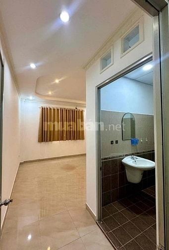 Cho thuê nhà mặt tiền Chợ Lớn, P.11, Q.6 giá 23tr