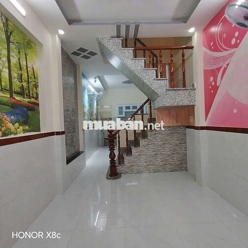 NHÀ ĐẸP 3LẦU -4PHÒNG NGỦ SÁT CHỢ HIỆP THÀNH QUẬN 12