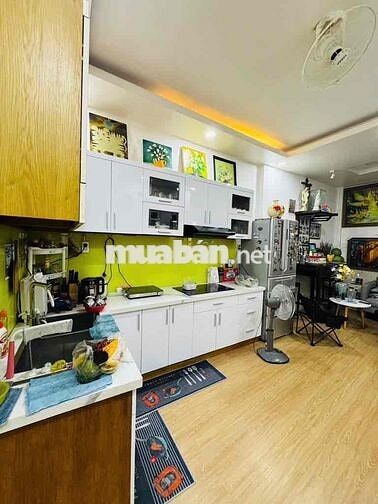 BÁN NHÀ HẺM XE HƠI, 3 TẦNG, 36.4m2, 3 PHÒNG NGỦ, CMT8, TÂN BÌNH