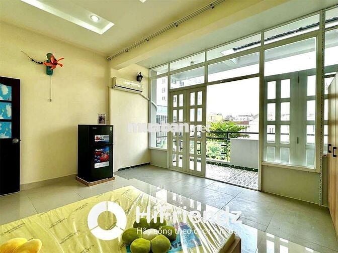 SANG NHÀ CHDV TRUNG SƠN 1H-1T-3L THANG BỘ 1MB-7P-8WC HIỆN FULL KHÁCH