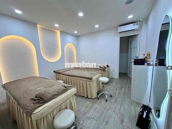 Giá siêu rẻ bán nhà 2 mặt tiền 4m 4tầng giá 28tỷ Tân Định Quận 1