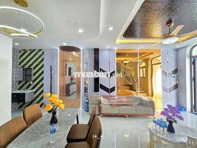 BÁN NHÀ 1 LẦU 1 TRỆT NGAY BỆNH VIỆN THÁNH TÂM