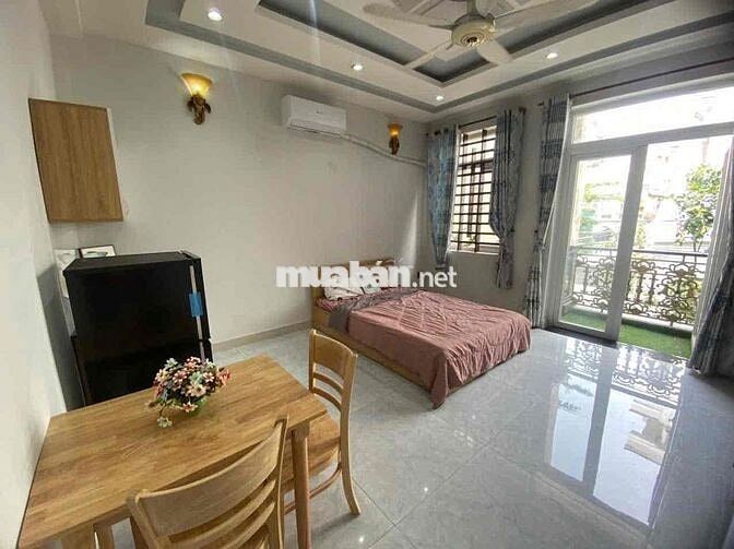 Căn Hộ Studio -30m2 - Ban Công - Full Nội Thất-Phạm Văn Bạch-TÂN bình