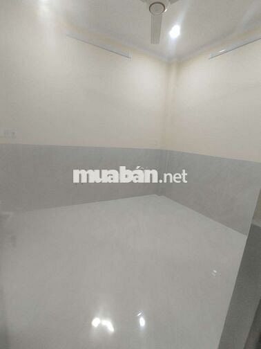 Nhà nguyên căn , mới xây dựng , 5 phòng ngủ ,3wc