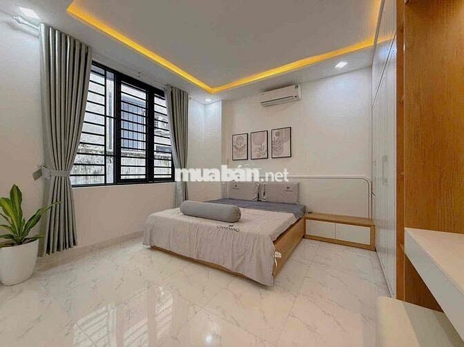 Nhà 3 tầng 3 mê, trên lợp tôn chống nóng, k105/2A Huỳnh Ngọc Huệ