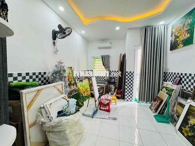 BÁN NHÀ HẺM XE HƠI, 3 TẦNG, 36.4m2, 3 PHÒNG NGỦ, CMT8, TÂN BÌNH