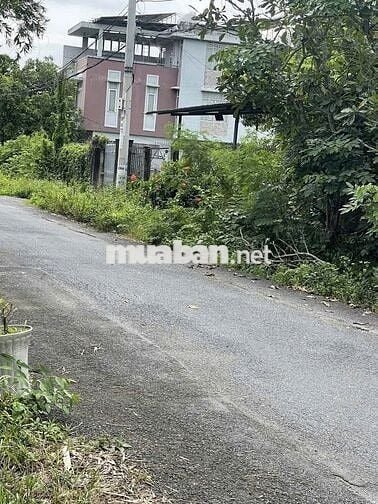 Đất ngộp 650tr ( 6x24m) ngay Tân Thông Hội , GẶP TRỰC TIẾP CHỦ CÓ TL